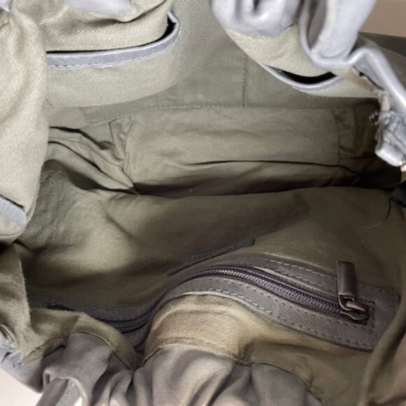 Latico Leathers Ramble Tote/Crossbody Charcoal Like New! - Picture 7 of 11